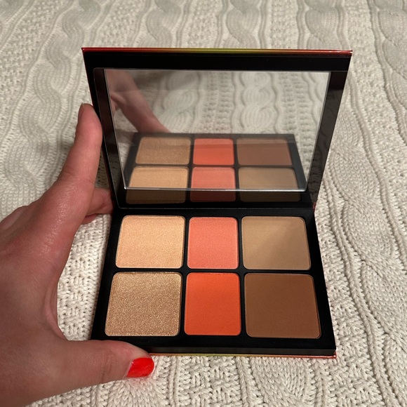 Smashbox Ablaze Face Palette. BNIB. 2 blushes, 2 highlights, 2 bronzers. - Picture 1 of 5
